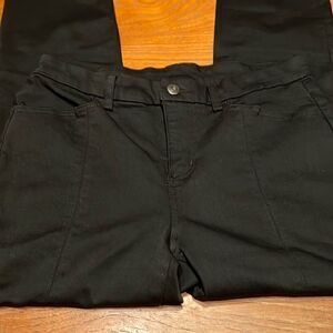 Duluth Trading Company black Jeans 10
